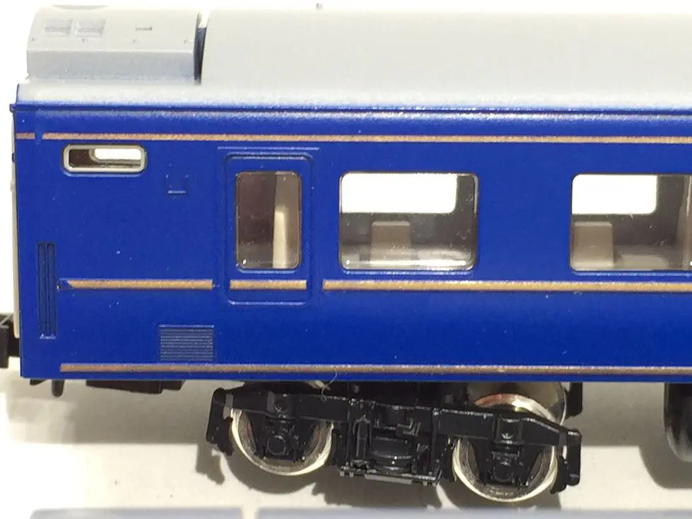 JR EF81-300形電気機関車（2次形・プレステージモデル）｜製品