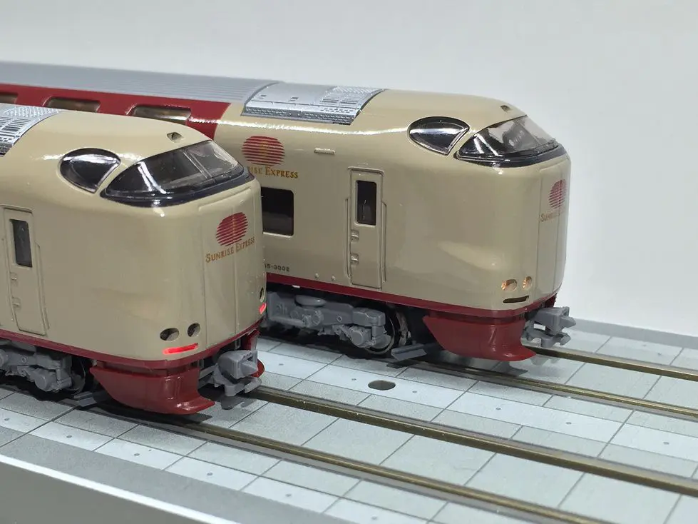 KATO 10-385・386 サンライズ 0・3000番台 14両セット KATO 10-385・386 サンライズ 0・3000番台 14両セット