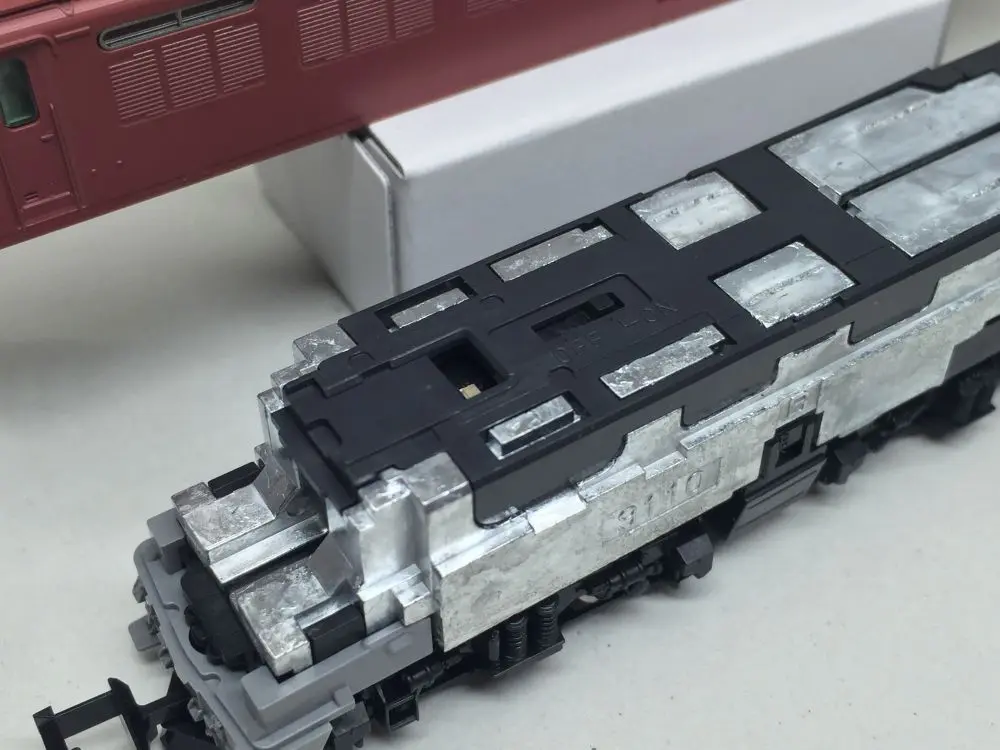 TOMIX 9149 JR EF81型電気機関車（長岡運転所・ローズ・ひさし付） 51MqZFhMbCL._UF894,1000_QL80_.jpg