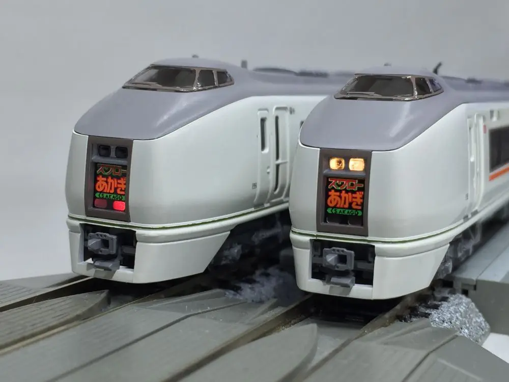 【室内灯・群馬DCRP】KATO 10-943 651系1000番台タイプ7両S 651系1000番台タイプ「スワローあかぎ」入線&整備 その1です