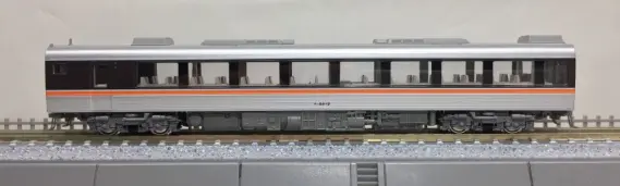 キハ85系「ワイドビューひだ・ワイドビュー南紀」入線です。KATO