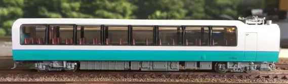 251系 SVO 新塗装 河津桜ラッピング 10両編成 クリアファイル2点付き 251系「スーパービュー踊り子 」新塗装（SVO) 入線です。KATO 10
