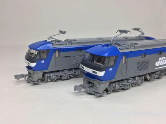 KATO 新 EF210-100番台シングルアームパンタグラフ 入線です