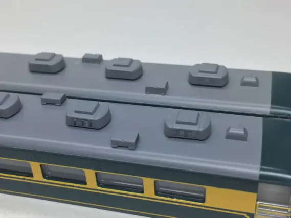XLで、グレーとブラック 14系客車 サロンカーなにわが入線。TOMIX 92819 | NGaugeJP