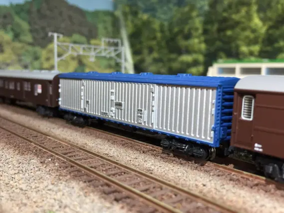 KATOの荷レ(nimore) 郵便・荷物列車セットで遊ぶ。10-899