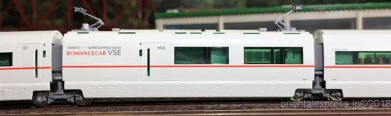 小田急ロマンスカー50000形VSEが入線しました。TOMIX 92754