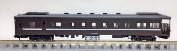 TOMIX98279 35系4000番台 35系4000番台 SLやまぐち号セットが入線しました。その2 比較