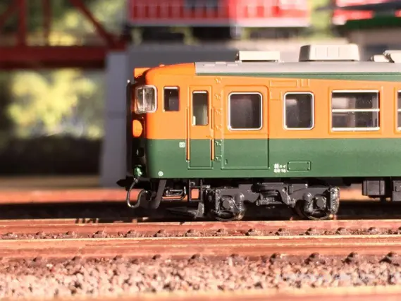 自作ジオラマ車両付き（クハ１６５） 1/400スケール車両の新シリーズでミニサイズのジオラマができた