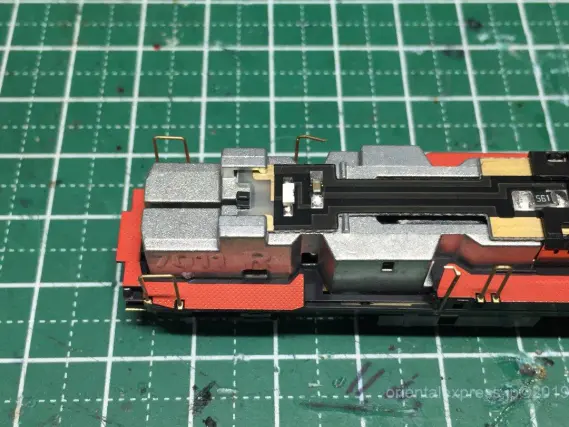 DE10 JR九州仕様（黒塗装）を弄る。KATO 10-1534 | NGaugeJP