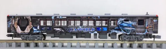 鹿島臨海鉄道6000形(6015) アクアワールド・大洗サメ列車が入線