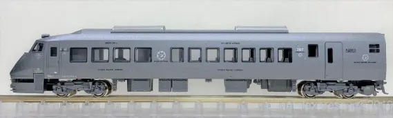 787系「アラウンド・ザ・九州」が入線しました。KATO 10-1541 4