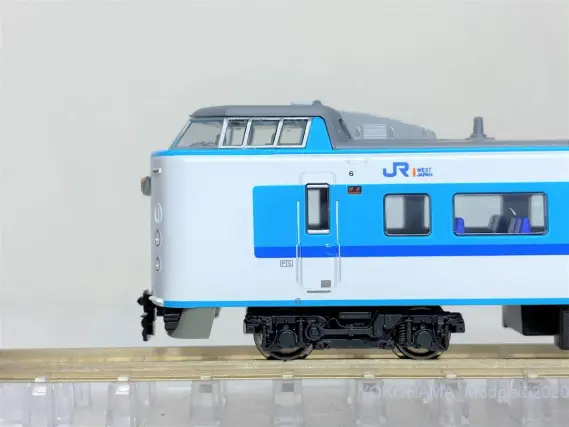 381系「スーパーくろしお」リニューアル編成が入線しました