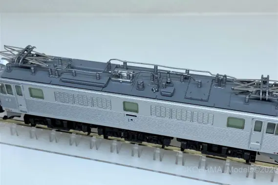 EF30 3次形・シールドビームが入線しました('ω')ノ TOMIX 9185