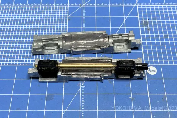 EH500 8号機（2次形）新塗装を弄る。その2 TOMIX 7106