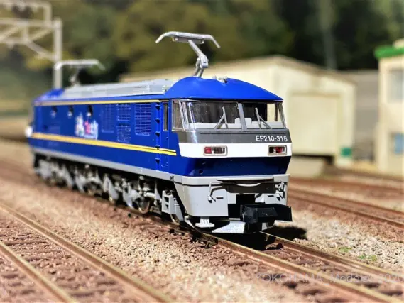 JR EF210-300形電気機関車(桃太郎ラッピング) ｜製品情報｜製品