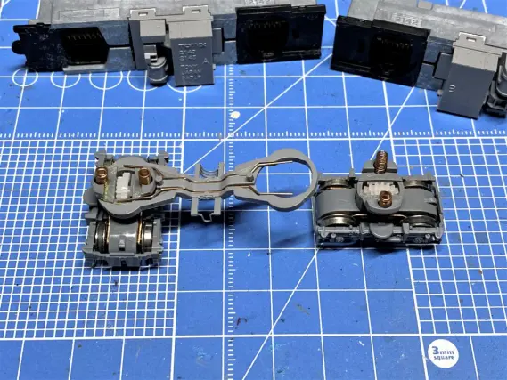 ジャンクなEH500 5号機（2次形）GPS付を弄る。その1 TOMIX 2147