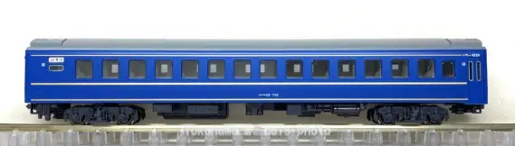 24系寝台特急 あさかぜ1・4号 (金帯) が入線です。KATO 10-1177