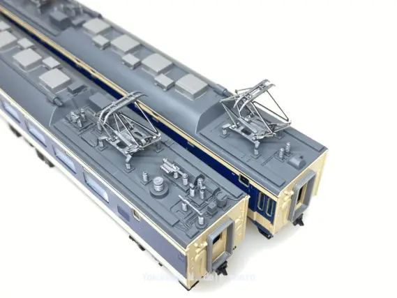 国鉄 583系特急電車(クハネ583)が入線しました。TOMIX 98771