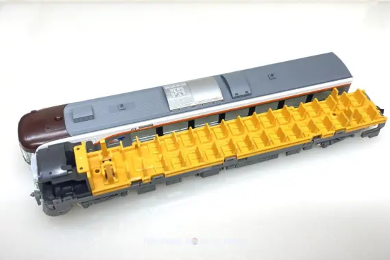 HC85系ハイブリッド車(試験走行車)セットが入線しました。TOMIX