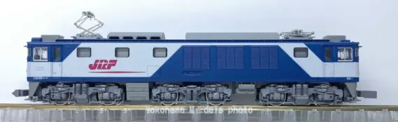 EF64 1000番台 JR貨物新更新色（電暖表示灯撤去）が入線です