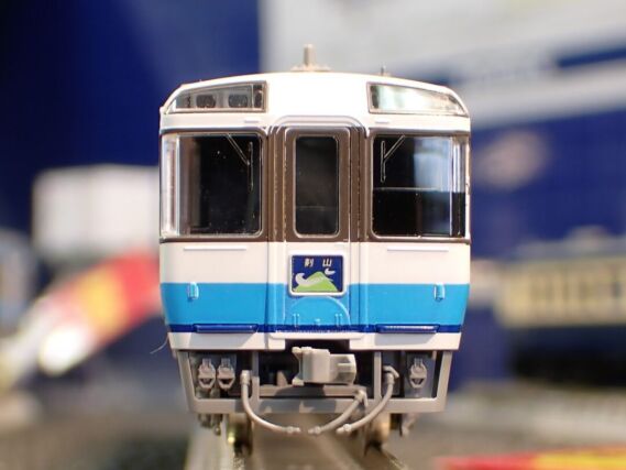 TOMIX キハ185系特急ディーゼルカー（剣山色）セット　品番：98125 トミックス鉄道模型