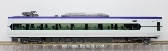 E353系「あずさ・かいじ」が入線です。KATO 10-1834 10-1835 10