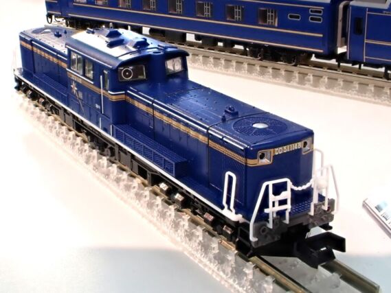 TOMIX 2251 JR DD51-1000形ディーゼル機関車(JR北海道色) トミックス鉄道模型