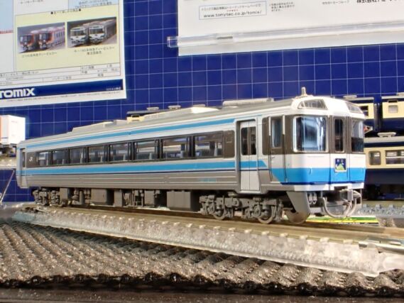 TOMIX 98125 キハ185系特急ディーゼルカー（剣山色）セット 鉄道模型