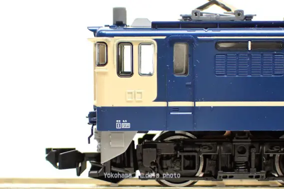 EF65 2000番台 復活国鉄色が入線です。 TOMIX 7176 | NGaugeJP