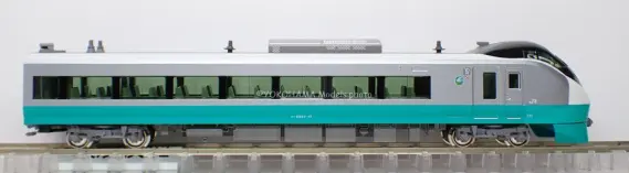 E657系(E653系リバイバルカラー緑)「ひたち・ときわ」が入線しま