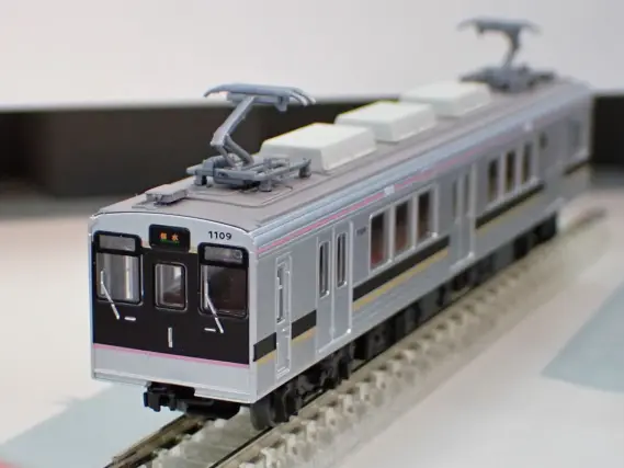 鉄道模型 65.104 JR 117-7000系電車(WEST EXPRESS 銀河)セット 2025年11月発売