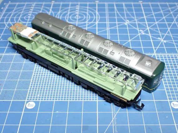 EF81・24系(トワイライトエクスプレス・登場時)を弄る。その2