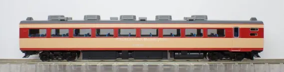 485系・キハ65形（北近畿・エーデル丹後）が入線しました。TOMIX