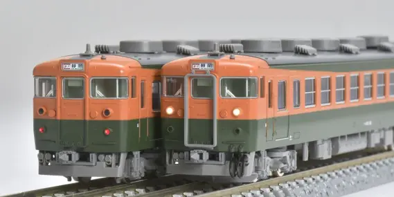 TOMIX JR 165系急行電車 (東海) 基本セット8両【新品,未使用品】 JR 165系急行電車（東海）基本セット｜製品情報｜製品検索｜鉄道